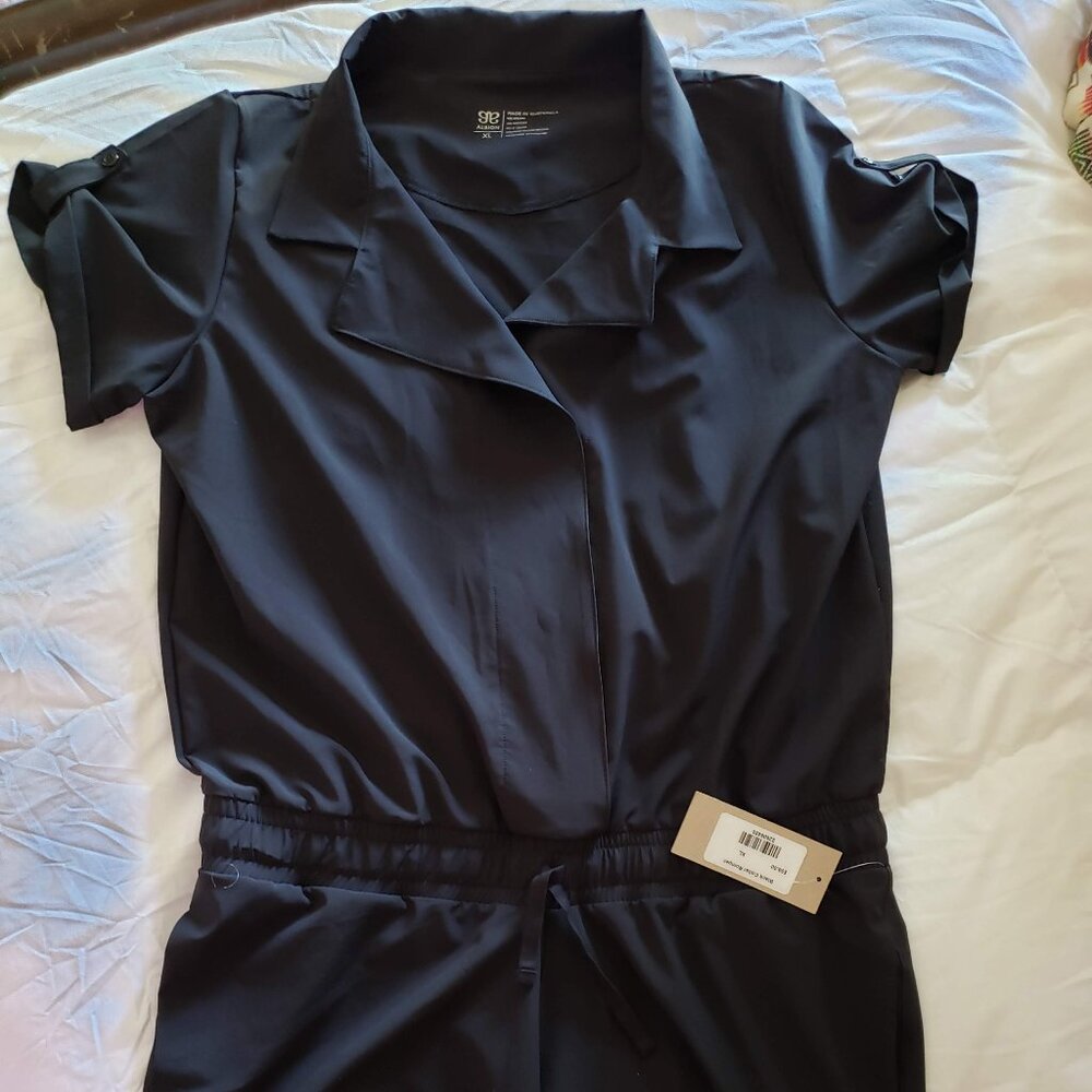 ALBION NWT BLACK COLLAR ROMPER XL